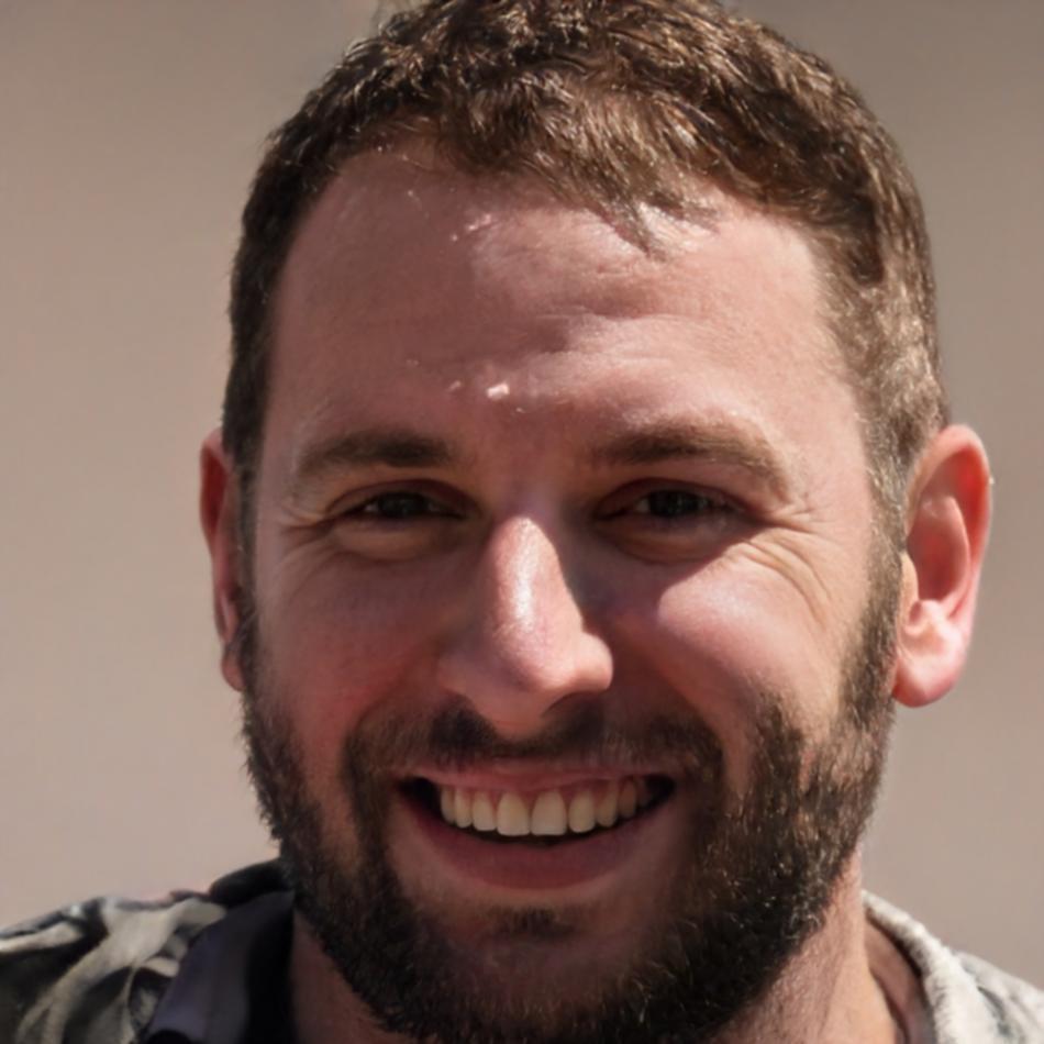 Gründer und Geschäftsführer von Tivareloniq